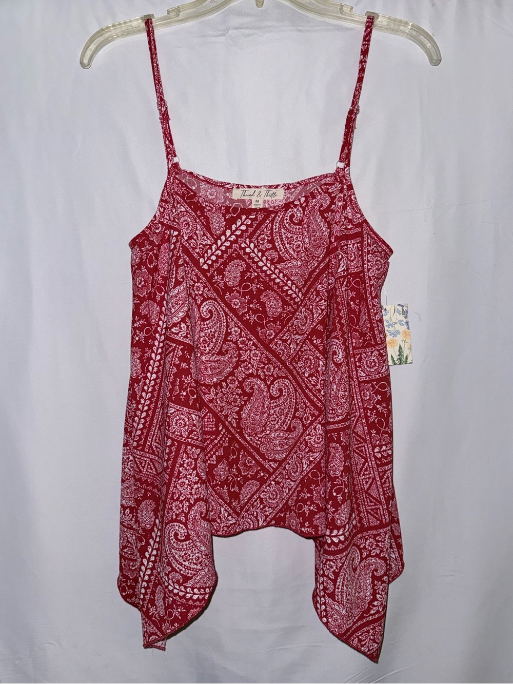 NWT Thread & Thistle Red Paisley Handkerchief Hem Top Size Medium